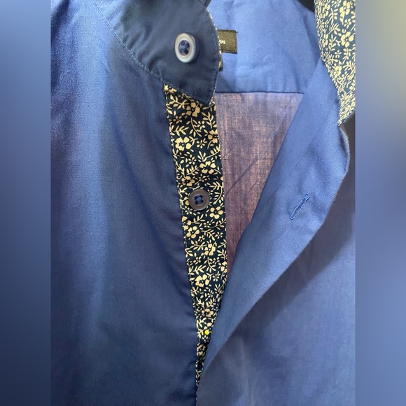 ST. LYNN Men’s Blue Buttondown Shirt Floral Accent on Interfacing & Sleeves Sz L - Picture 3 of 10